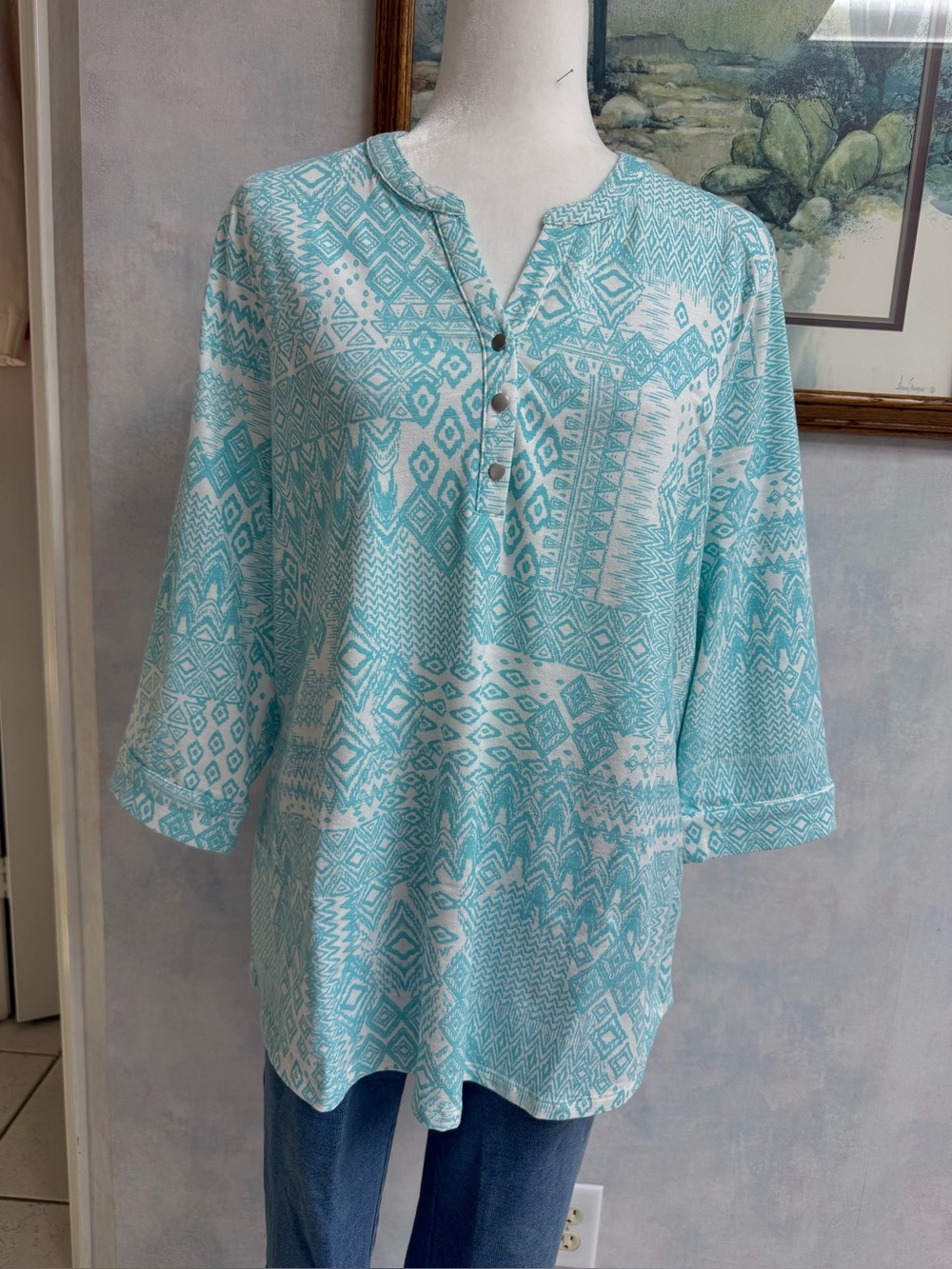 D&Co Henley NWOT Knit Tunic with Y Neck, Soft & Stretchy - Light Blue